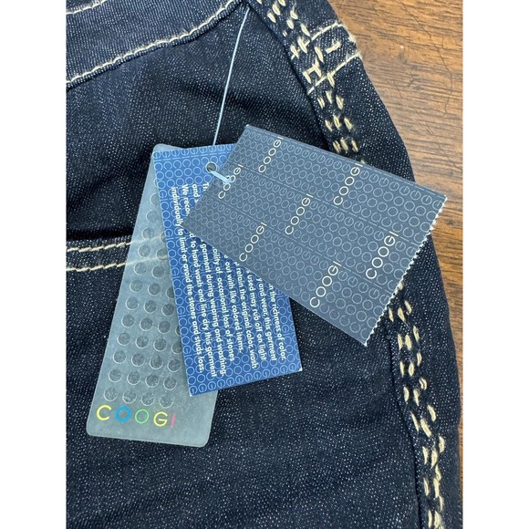 Coogi Jeans Womens 16 Blue Dark Wash Straight Leg Stretch Embroidered Pockets - Picture 3 of 8